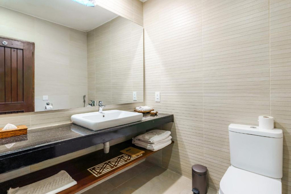 Southern Palms Beach Resort